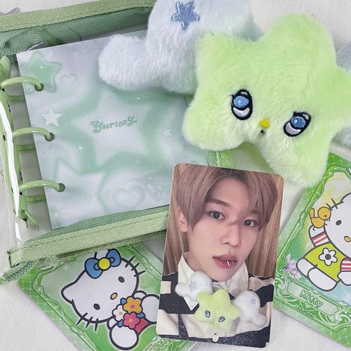 Yuri See A8 3-Ring Zipper Binder Photo Card Album