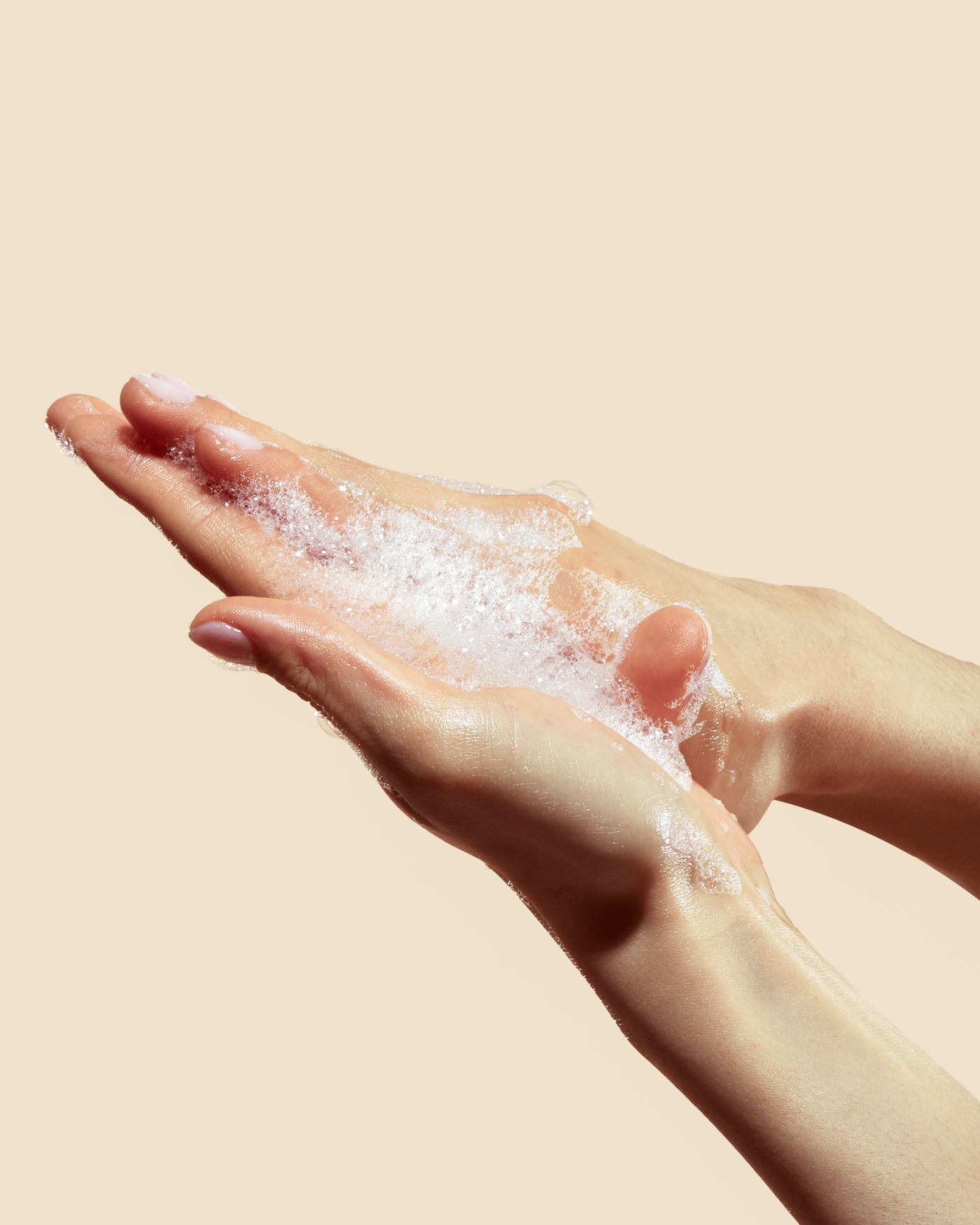Knours 2-in-1, Oil-to-Foam Non-Stripping Facial Cleanser - Image 3