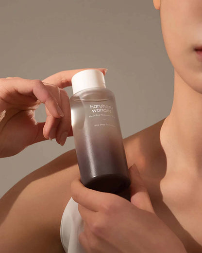 Haruharu Wonder Black Rice Bakuchiol Eye Cream - Image 4