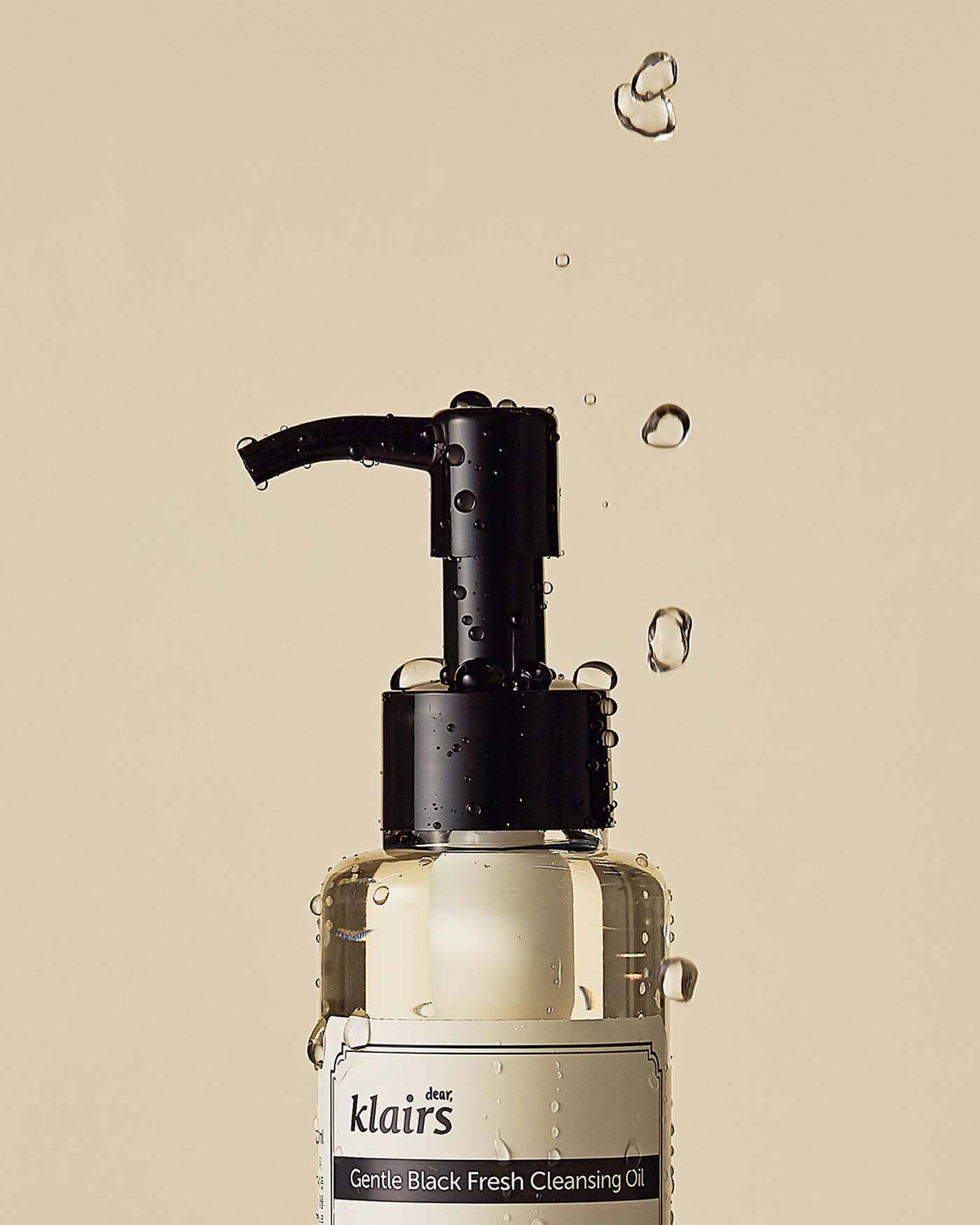 KLAIRS Gentle Black Fresh Cleansing Oil - Image 5
