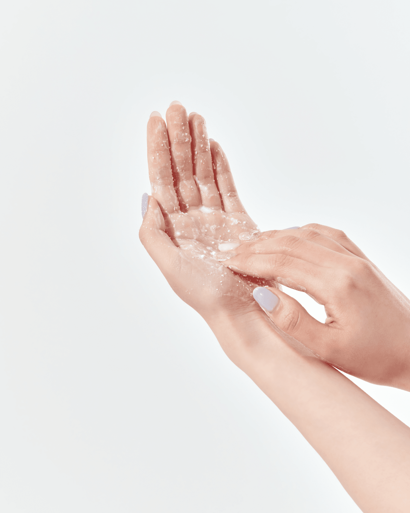 HANSKIN Vitamin C Glow Powder Cleanser - Image 2 - HANSKIN